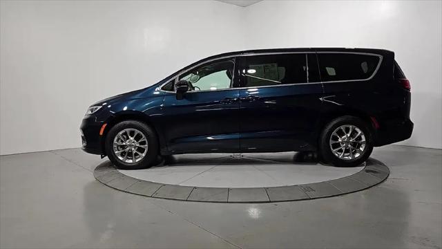 2023 Chrysler Pacifica Touring L AWD