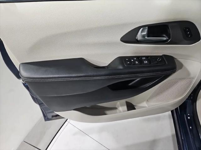 2023 Chrysler Pacifica Touring L AWD