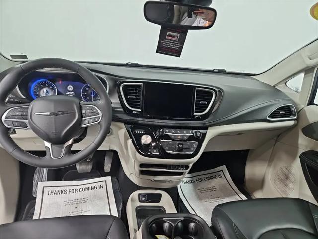 2023 Chrysler Pacifica Touring L AWD