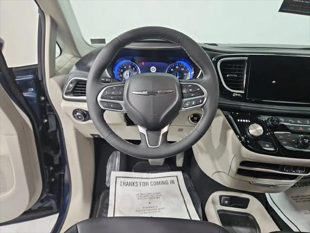 2023 Chrysler Pacifica Touring L AWD