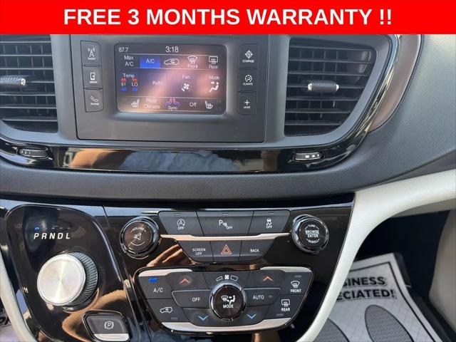 2017 Chrysler Pacifica Touring-L