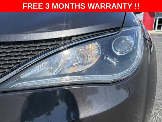 2017 Chrysler Pacifica Touring-L
