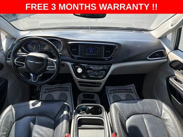 2017 Chrysler Pacifica Touring-L