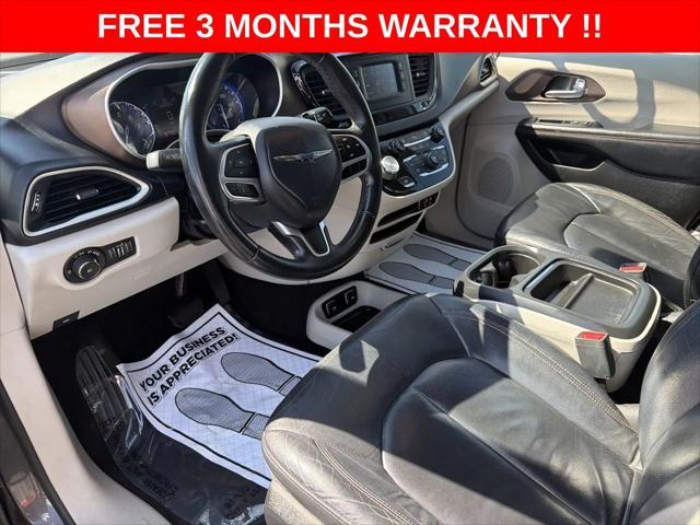 2017 Chrysler Pacifica Touring-L