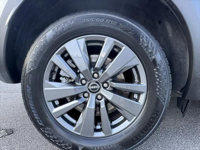 2024 Nissan Pathfinder SV 4WD