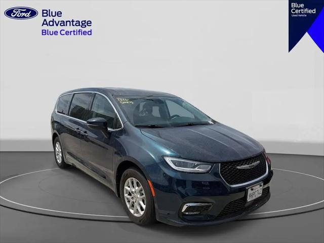 2023 Chrysler Pacifica Touring L for sale in North Hollywood, CA