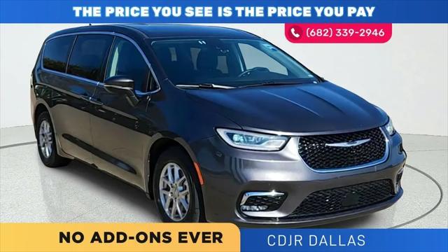 2023 Chrysler Pacifica Touring L for sale in Dallas, TX