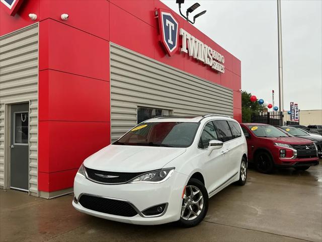 2020 Chrysler Pacifica Limited for sale in Detroit, MI