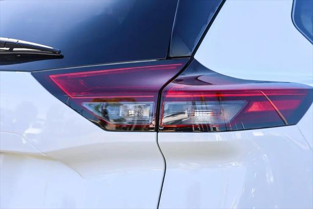2023 Nissan Rogue S FWD