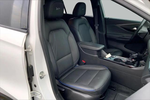 2024 Buick NV Sport Touring FWD