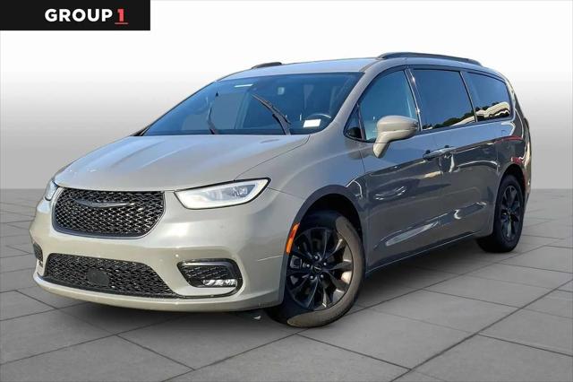 2021 Chrysler Pacifica Touring L for sale in Columbus, GA