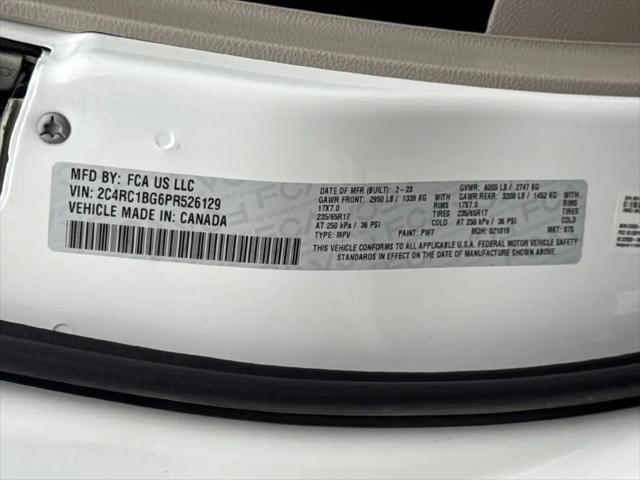 2023 Chrysler Pacifica Touring L