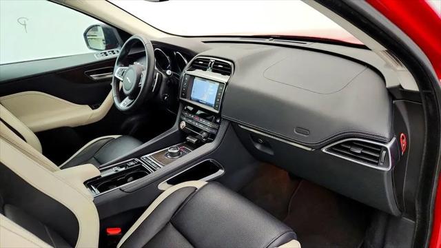 2018 Jaguar F-PACE S