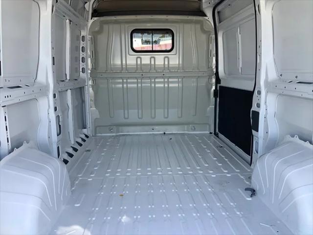 2027 Ram ProMaster Cargo Van Tradesman