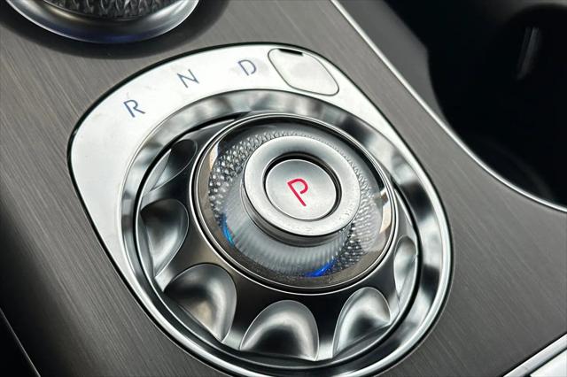 2027 Genesis GV60 19
