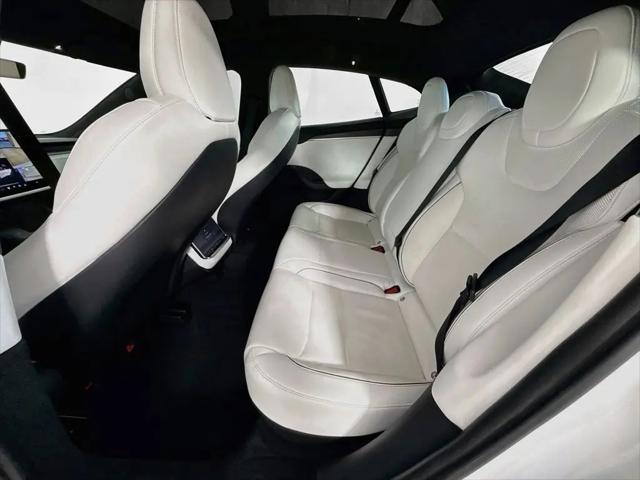 2023 Tesla Model S Plaid Tri Motor All-Wheel Drive