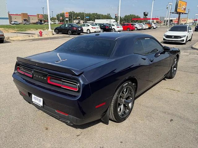 2016 Dodge Challenger SXT