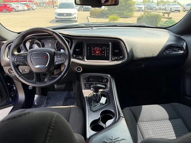2016 Dodge Challenger SXT