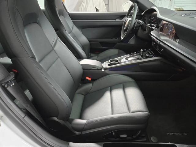 2025 Porsche 911 Carrera T