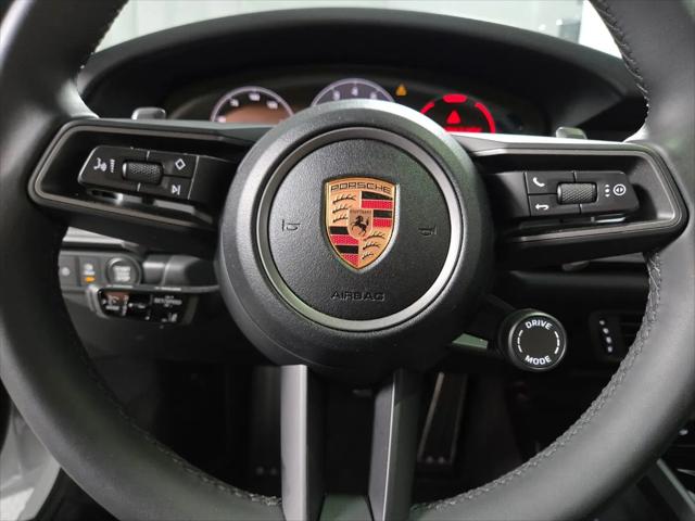 2025 Porsche 911 Carrera T