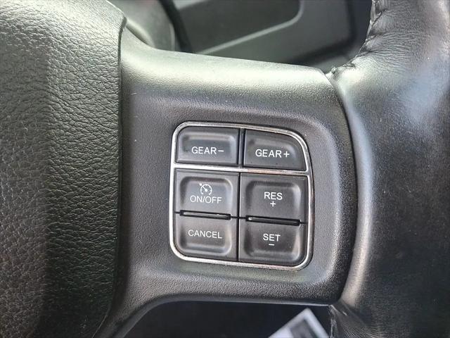 2017 Ram 1500 Big Horn Crew Cab 4x4 64 Box
