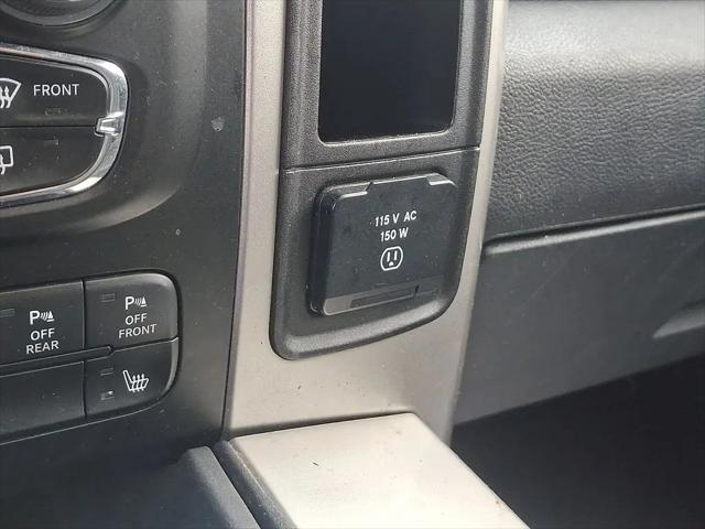 2017 Ram 1500 Big Horn Crew Cab 4x4 64 Box