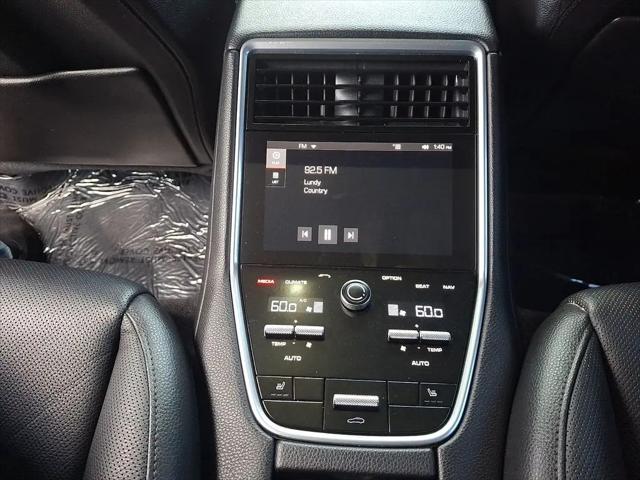 2018 Porsche Panamera Panamera