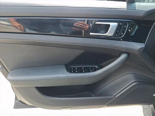 2018 Porsche Panamera Panamera