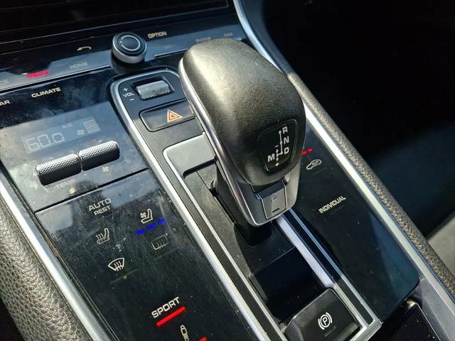 2018 Porsche Panamera Panamera
