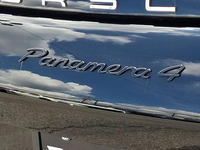 2018 Porsche Panamera Panamera