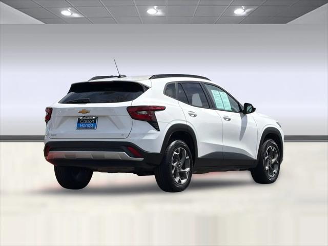 2024 Chevrolet Trax FWD LT