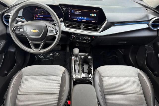 2024 Chevrolet Trax FWD LT