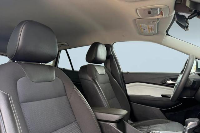2024 Chevrolet Trax FWD LT