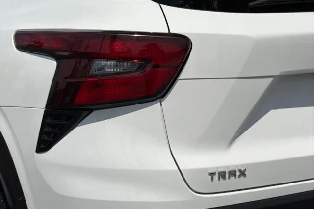2024 Chevrolet Trax FWD LT