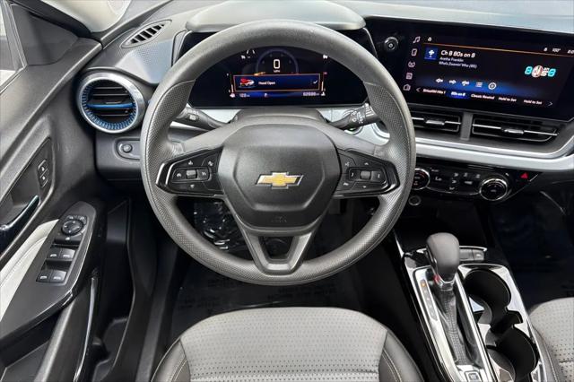 2024 Chevrolet Trax FWD LT