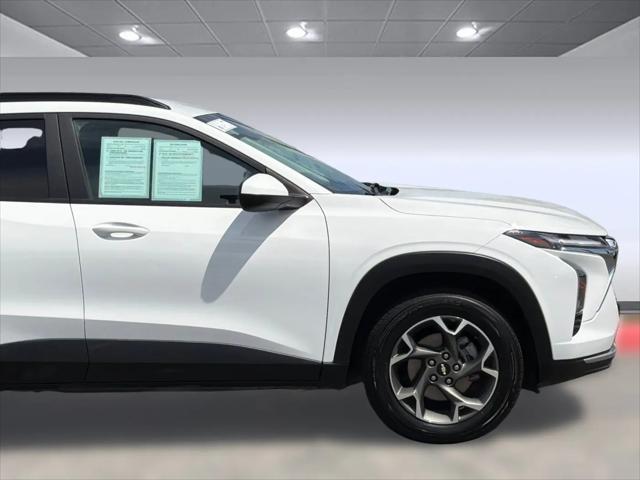 2024 Chevrolet Trax FWD LT