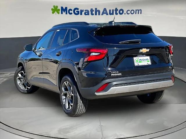 2025 Chevrolet Trax FWD LT