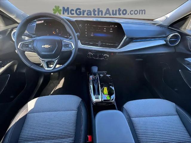 2025 Chevrolet Trax FWD LT