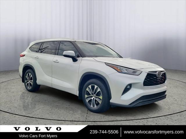2020 Toyota Highlander XLE for sale in Fort Myers, FL