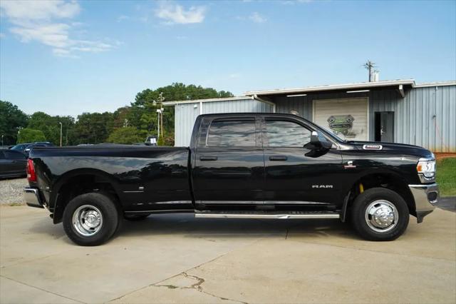 2022 Ram 3500 Tradesman Crew Cab 4x4 8 Box