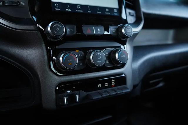 2022 Ram 3500 Tradesman Crew Cab 4x4 8 Box