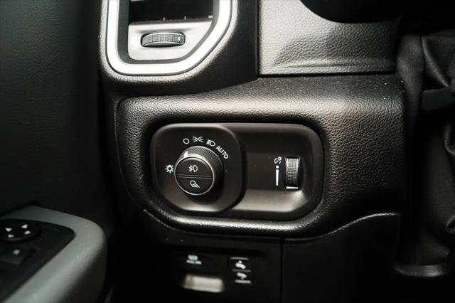 2020 Ram 1500 Big Horn Quad Cab 4x4 64 Box