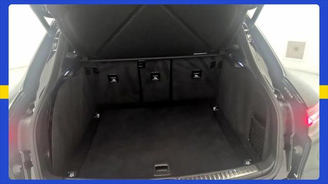 2023 Porsche Macan Macan