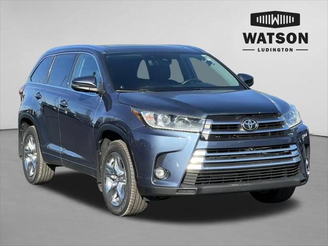 2019 Toyota Highlander Limited for sale in Ludington, MI