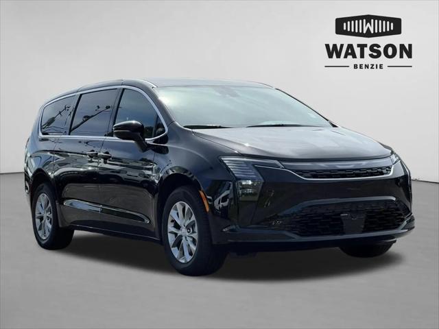 2027 Chrysler Pacifica Select AWD for sale in Benzonia, MI