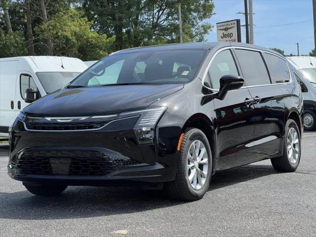 2027 Chrysler Pacifica Select AWD
