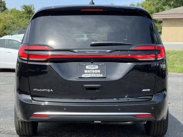 2027 Chrysler Pacifica Select AWD