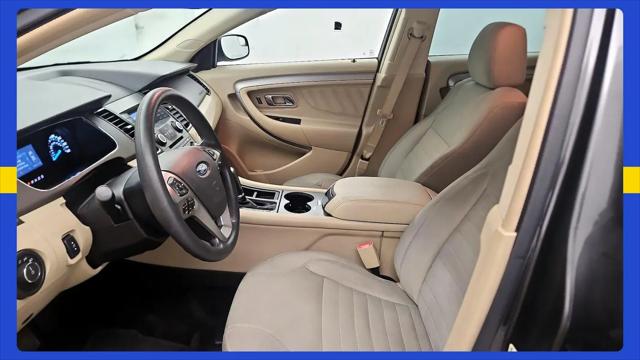 2016 Ford Taurus SE
