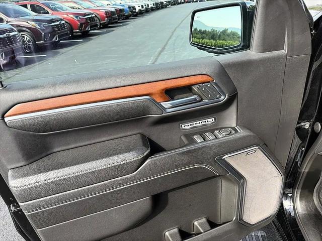 2023 GMC Sierra 1500 4WD Crew Cab Short Box Denali