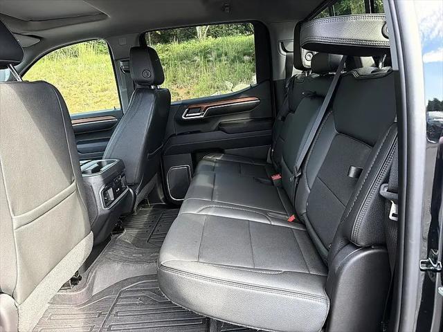 2023 GMC Sierra 1500 4WD Crew Cab Short Box Denali